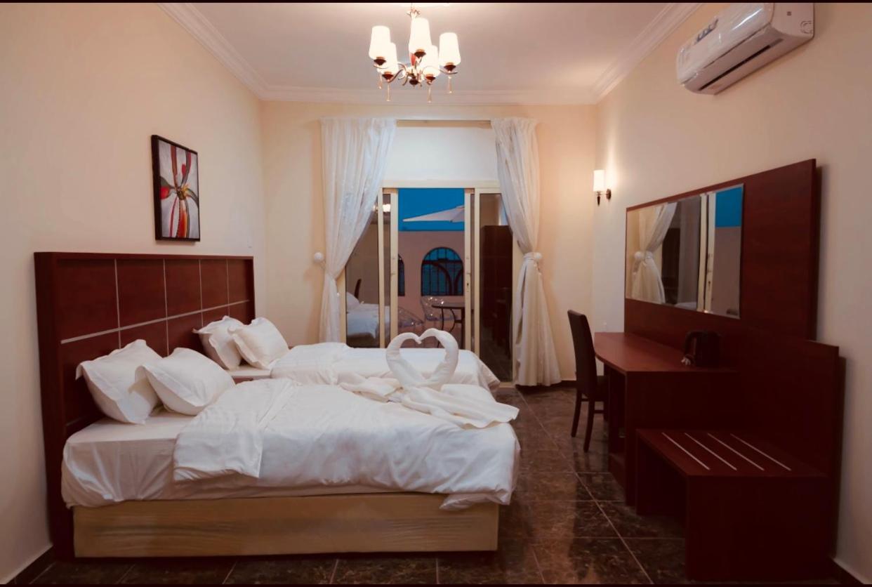 Arees Beach Hotel Rayyis Luaran gambar